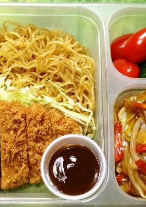 あんかけソース焼そば+かつ弁当-レシピのメイン写真