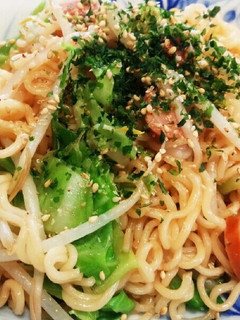 市販ラーメンでソース焼きそば-レシピのメイン写真