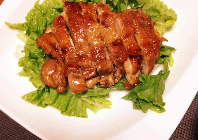 鶏肉の甘辛煮 (Toriniku no Amakara-ni - Sweet and Spicy Chicken Stew)