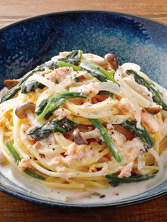 ほうれん草と鮭のクリームパスタ-レシピのメイン写真