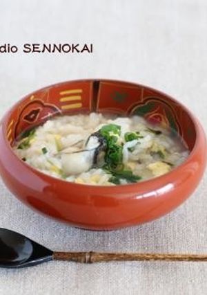 簡単おいしい☆手巻大根の茹で汁で牡蠣雑炊-レシピのメイン写真