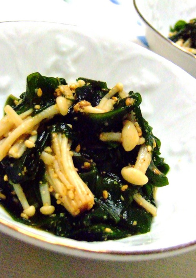 ワカメとエノキの胡麻ラー油-レシピのメイン写真