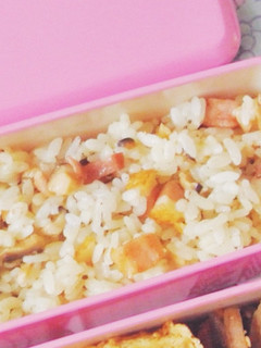 お弁当に☆ベーコンと椎茸の洋風混ぜごはん-レシピのメイン写真
