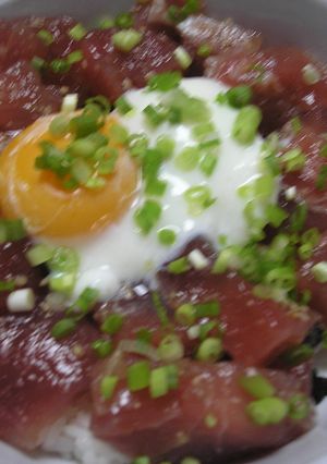 ナンプラーでマグロ漬け丼-レシピのメイン写真