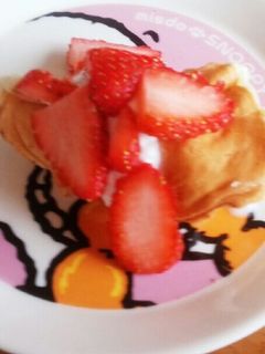 卵なし!苺のもちもちパンケーキ(^^♪-レシピのメイン写真