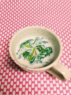 材料はたったの3つ!春菊の豆乳スープ-レシピのメイン写真