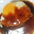ハンバーグにソースと目玉焼き