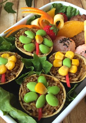 お花が咲いたよ＊デコ焼きそば弁当-レシピのメイン写真