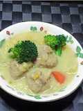 コーン肉団子と白菜の豆乳シチュー