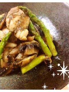 旨ジューシー*鶏とアスパラの塩バター炒め-レシピのメイン写真