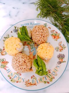 ♡鶏そぼろ卵そぼろ手まり寿司-レシピのメイン写真