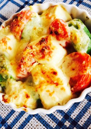 アボカドとトマトのチーズ焼き-レシピのメイン写真