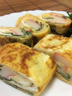 カニカマとワカメ入り!しっとり卵焼き-レシピのメイン写真