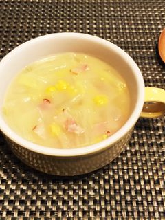 簡単☆白菜とベーコンのクリーム煮風スープ-レシピのメイン写真