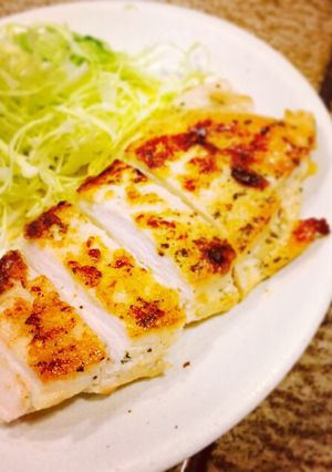 鶏むね肉の香草チーズ焼き〜レモン塩風味〜-レシピのメイン写真