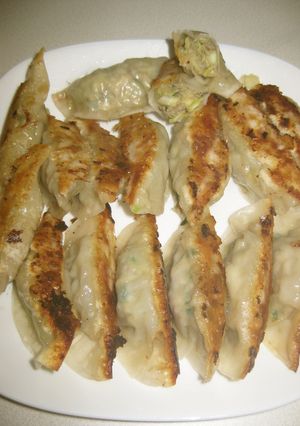 たっぷり椎茸と野菜の焼き餃子-レシピのメイン写真