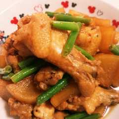 รูปของ 圧力鍋で簡単♪鶏手羽肉と大根のさっぱり煮