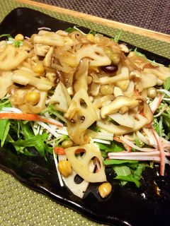 水菜と豆と椎茸と蓮根のサラダ-レシピのメイン写真