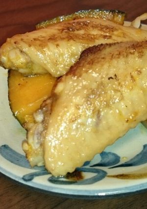 アンチエイジング♪かぼちゃと手羽の煮物-レシピのメイン写真