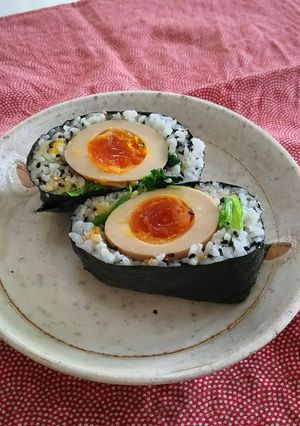 煮卵おにぎらず-レシピのメイン写真