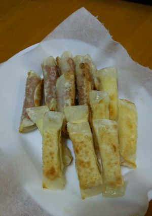 餃子の皮でチーズ&ウインナー巻き-レシピのメイン写真