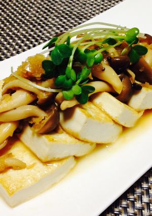 豆腐ステーキ 和風しめじソースで‼︎-レシピのメイン写真