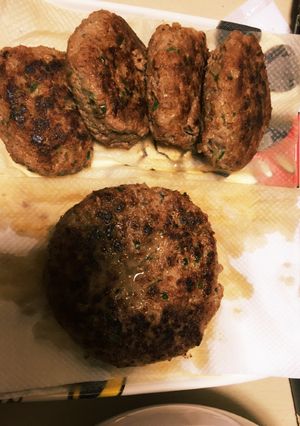 ピーマン入りハンバーグ-レシピのメイン写真