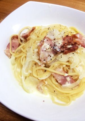 玉ねぎとベーコンのクリームパスタ-レシピのメイン写真