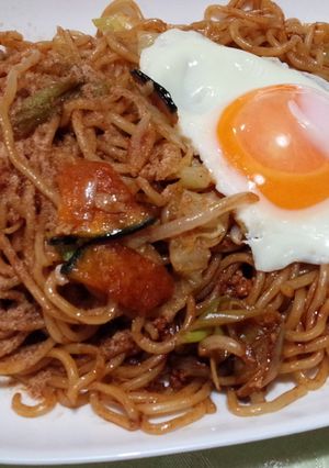 野菜チップ入り焼きそば-レシピのメイン写真