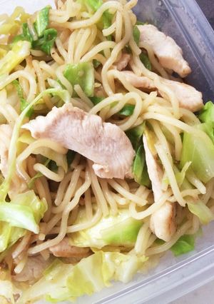 新キャベツと鳥むね肉のペペロン焼きそば-レシピのメイン写真