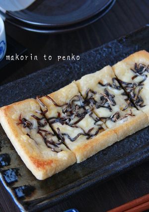 簡単おつまみ！油揚げの塩昆布ピザ-レシピのメイン写真