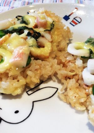 冷やご飯と冷蔵庫の余り物でご飯ピザ♪-レシピのメイン写真
