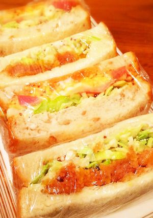 サーモンフライとベーコンエッグのサンド-レシピのメイン写真