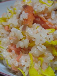 ◆◇◆鮭と菊の混ぜご飯◆◇◆-レシピのメイン写真