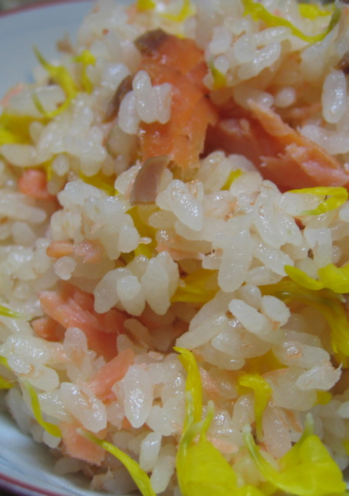 ◆◇◆鮭と菊の混ぜご飯◆◇◆-レシピのメイン写真