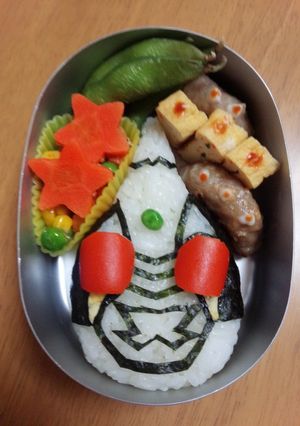 仮面ライダーブレイド♤キャラ弁♤-レシピのメイン写真