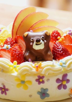 お花といちごのケーキ♪春だよくまさん♪-レシピのメイン写真