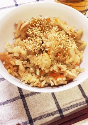春の味覚*塩糀で鶏ごぼう炊き込みご飯-レシピのメイン写真