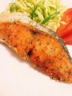 簡単♪美味しい♡鮭の香草パン粉焼き-レシピのメイン写真