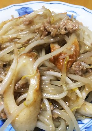 もやしとひき肉、ちくわの炒めもの-レシピのメイン写真