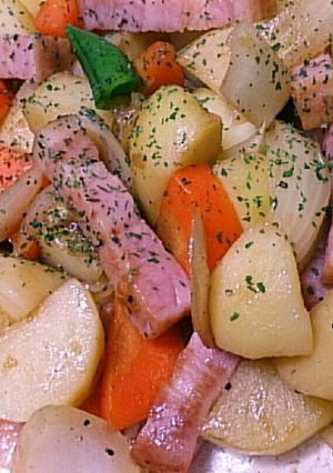 新じゃがと厚切りベーコンのコンソメ炒め-レシピのメイン写真