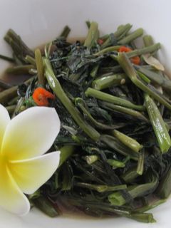 ピリ辛空芯菜のオイスター炒め-レシピのメイン写真