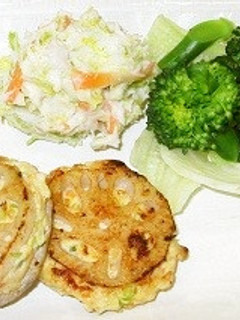 レンコンのはさみ焼きと里芋のサラダ-レシピのメイン写真