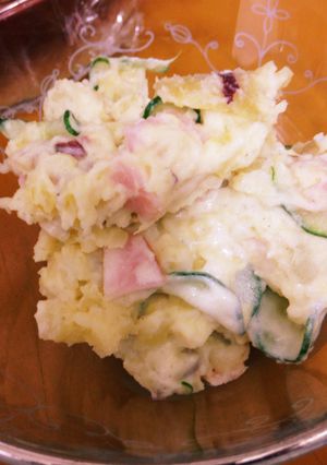 ヨーグルトでしっとり♡薩摩芋ポテトサラダ-レシピのメイン写真
