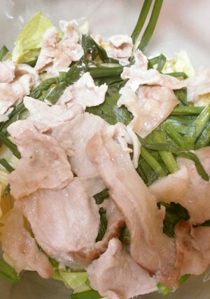 簡単ヘルシー♡きゃべつとニラの温野菜-レシピのメイン写真