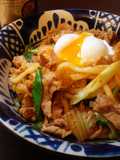 豚キムチ焼きうどん◇温たまのせ