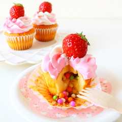 รูปของ ピニャータカップケーキ