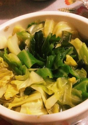 キャベツとわかめのうまうまスープ-レシピのメイン写真