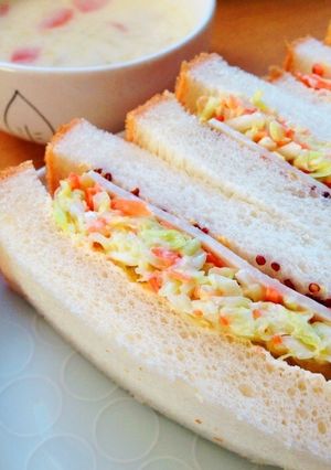 春キャベツ！コールスローのサンドイッチ-レシピのメイン写真