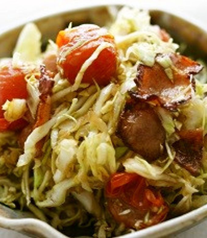 かりかりベーコンのまぜまぜサラダ by パすけ 【クックパッド】 簡単